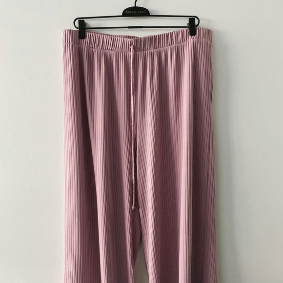 Piper & Scoot Ribbed Set in Violet - Picture 2 of 5